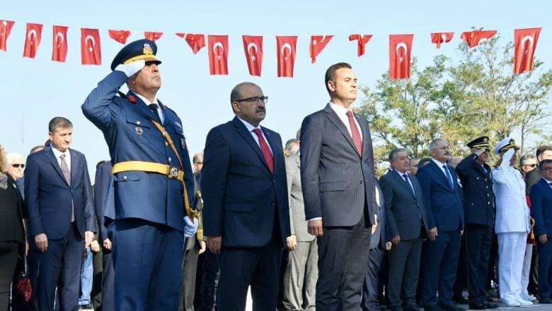 Başkan Akın ve Vali Ustaoğlu Zafer Bayramı'nı Birlikte Kutladı
