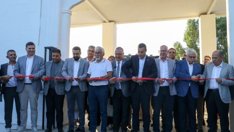 Burhaniye’den Edremit Kitap Fuarına Destek