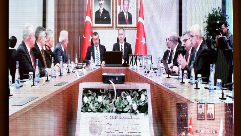 Vali Ustaoğlu 2 Bakanla Görüştü
