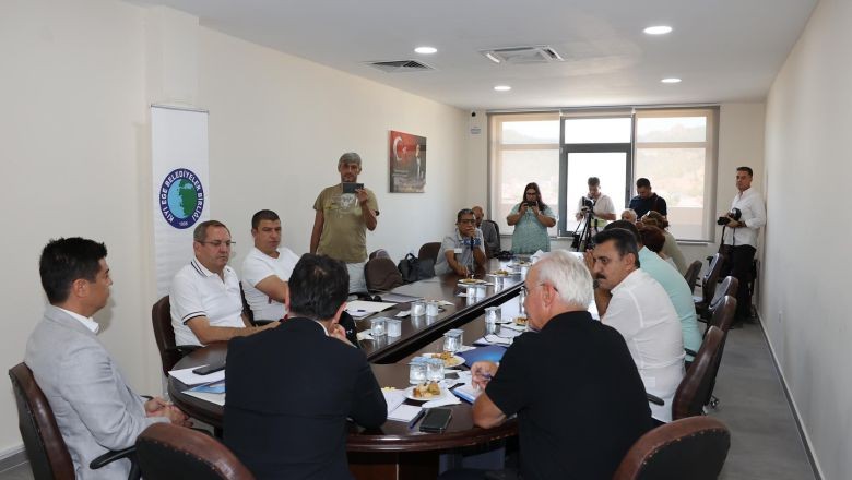Başkan Ergin Kıyı Ege'nin Yeni Kararlarını Paylaştı