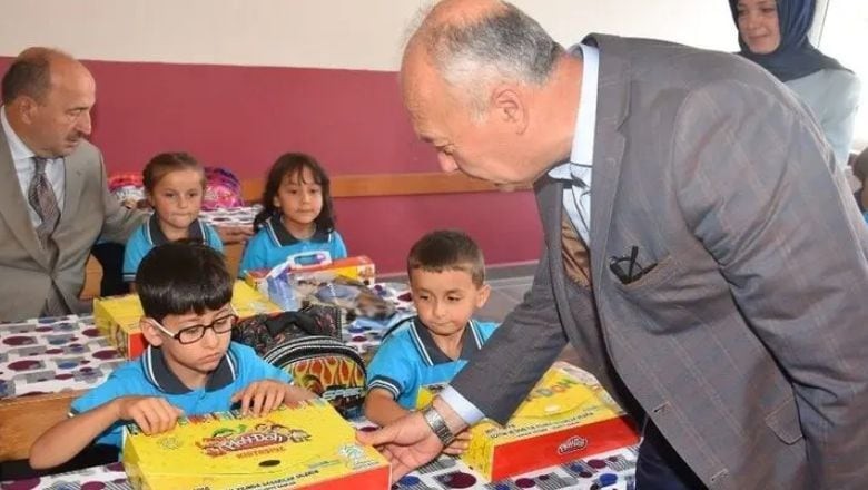 Dursunbey'den İlkokul ve Anasınıfı Öğrencilerine Sürpriz
