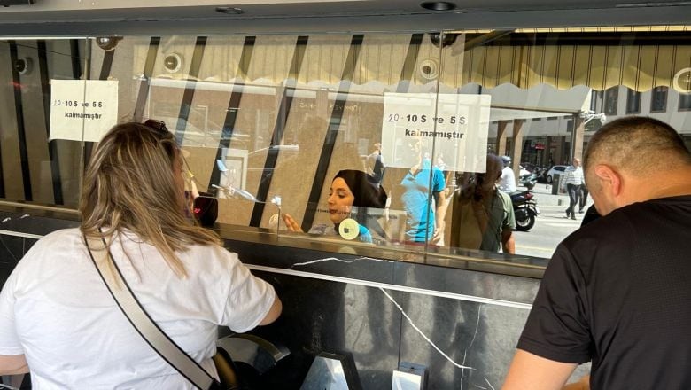 Balıkesir'de Düğün Sezonunda Dolar Kalmadı!