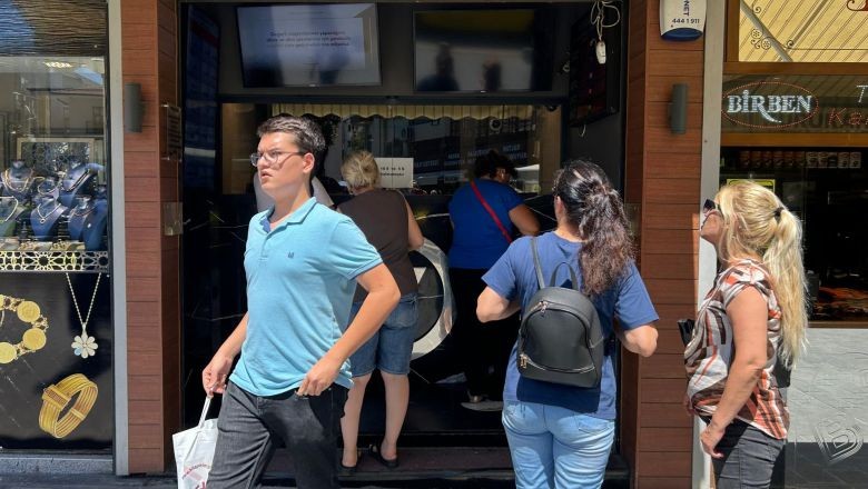 Balıkesir'de Düğün Sezonunda Dolar Kalmadı!