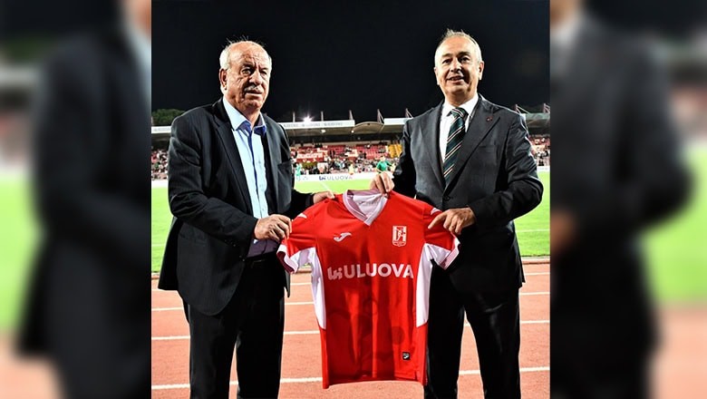 Balıkesirspor'dan Özbulut’a Teşekkür Forması