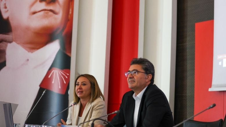 CHP'den Tüzük Kurultayı Hazırlığı