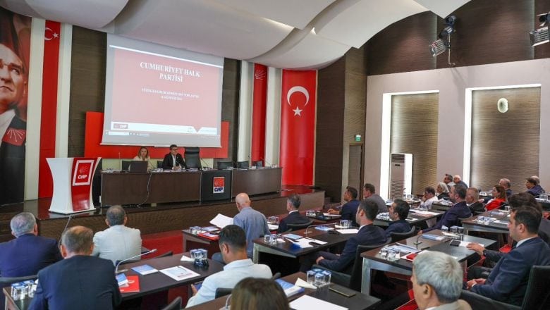 CHP'den Tüzük Kurultayı Hazırlığı