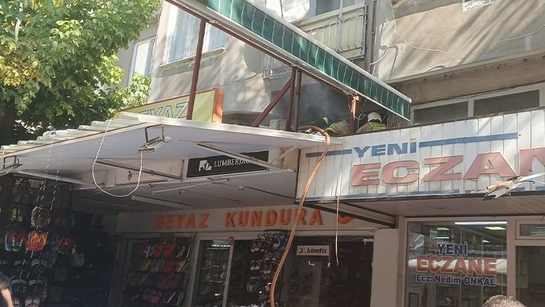 Erdek Takunyacılar Çarşısı’nda Yangın Paniği Erdek Takunyacılar Çarşısı’nda Yangın Paniği