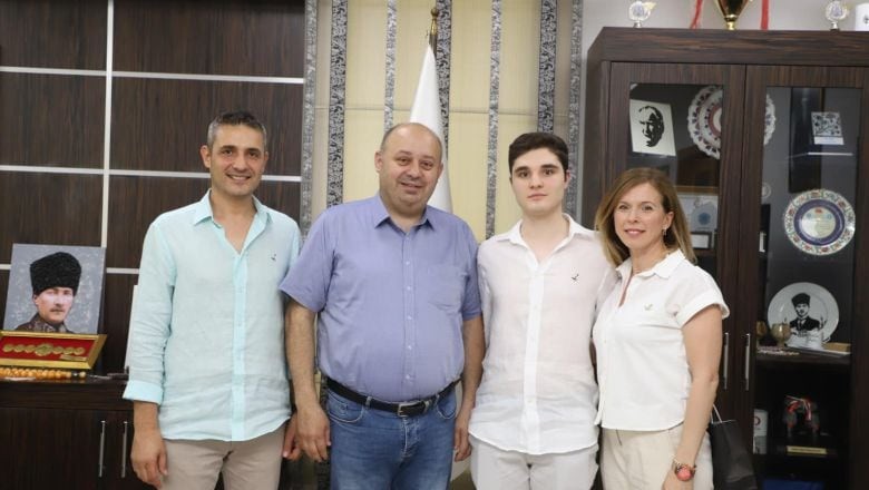 Gönenli Gençten Hong Kong'ta Büyük Başarı