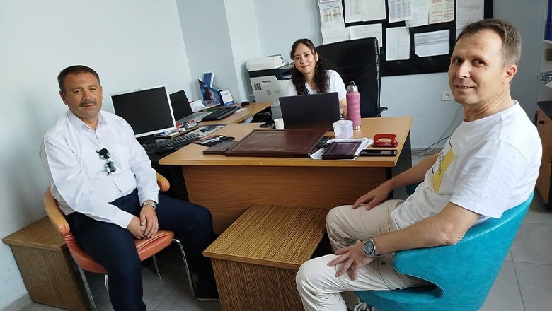 İvrindi İlçe Milli Eğitim Müdürü Yücel'den Ziyaret İvrindi İlçe Milli Eğitim Müdürü Yücel'den Ziyaret