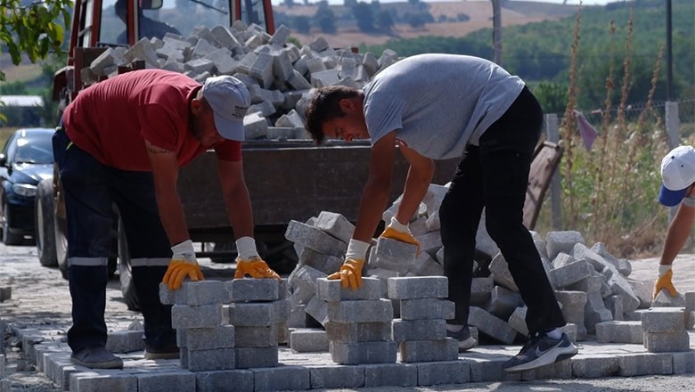 Susurluk Belediyesi'nden Yol ve Bakım Çalışmaları Susurluk Belediyesi'nden Yol ve Bakım Çalışmaları