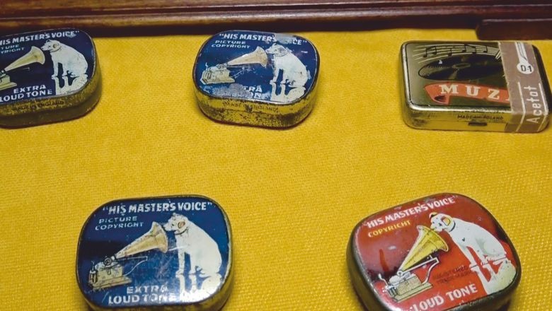 Taş Plak Nostaljisi Balıkesir'de Yaşıyor