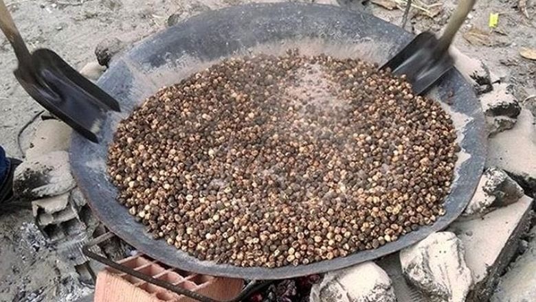 Bu Lezzet Balıkesir'in Kumlarında Kavruluyor!