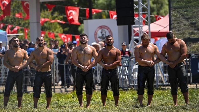 Kurtdere Güreşlerinin Kazananı Enes Doğan