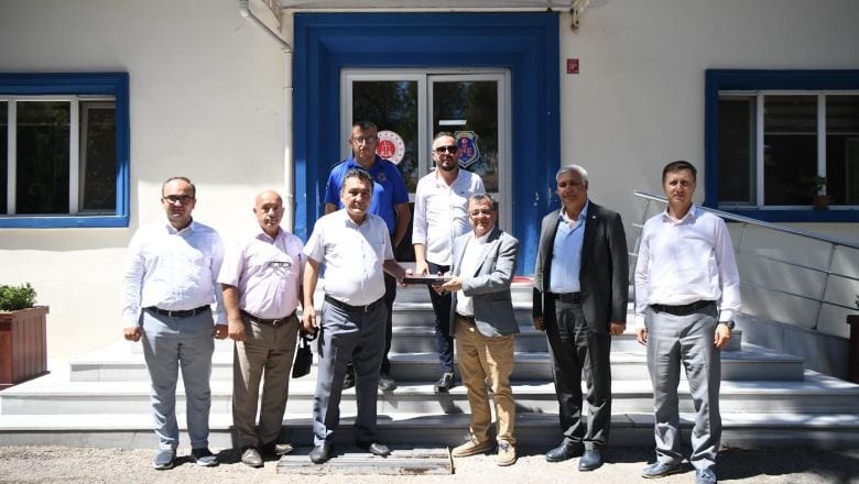 Başkan Şehirli Mahkumlara Öylebirşey Verdiki !