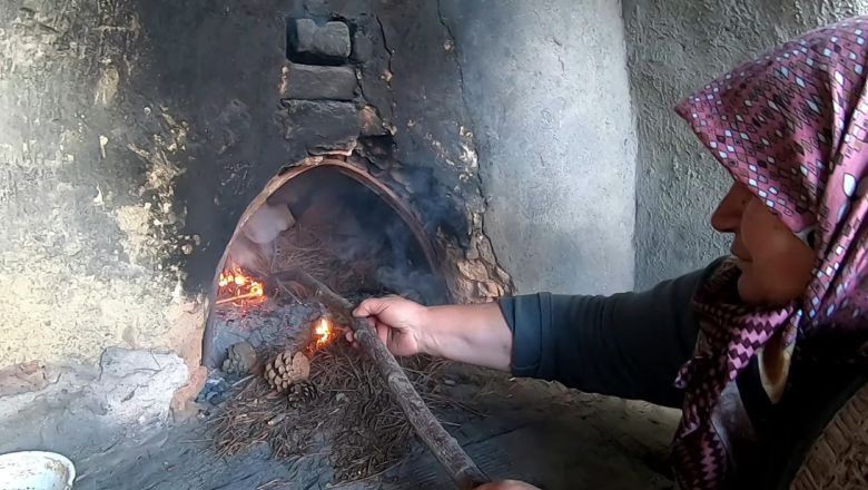 Balıkesir'in Lezzetli Köy Ekmeği! Lezzet Sırrı Açıklandı