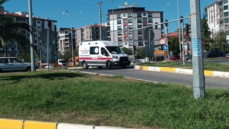 Balıkesir'de Otomobil ile Motosiklet Çarpıştı: 1 Yaralı