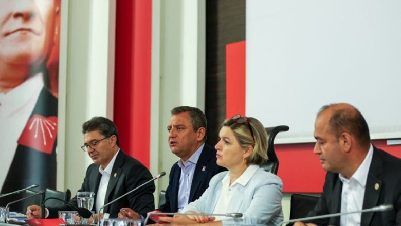CHP'de Bugün Kritik: Tüzük Kurultayında Ne Oldu?