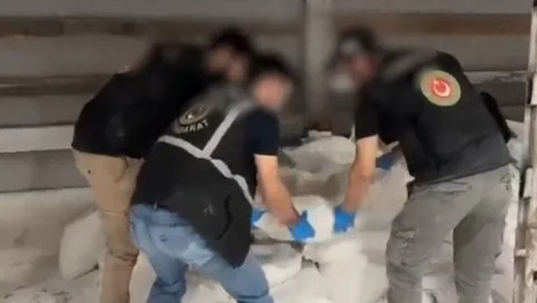 İran’dan Gelen Tırda 2.2 Ton Metamfetamin Yakalandı
