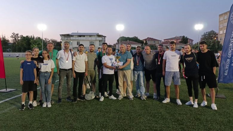 Yıldız Spor Susurluk'a Şampiyonluk Getirdi