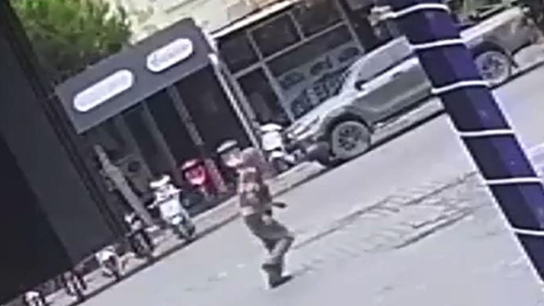 Edremit’te Silahlı Saldırı! İş Yerine Kurşun Yağdırdılar