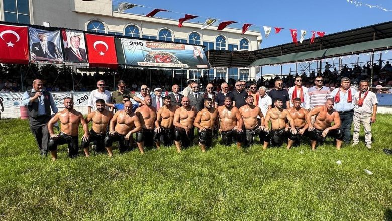 Balıkesirli Güreşçiler Çanakkale'den Zaferle Döndü