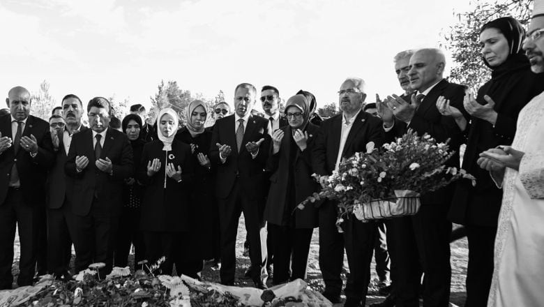 Belgin Uygur Narin'in Kabrini Ziyaret Etti