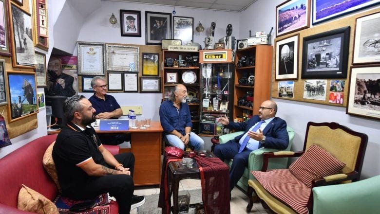 Vali Ustaoğlu Ahmet Esmer'in Ailesini Yalnız Bırakmadı
