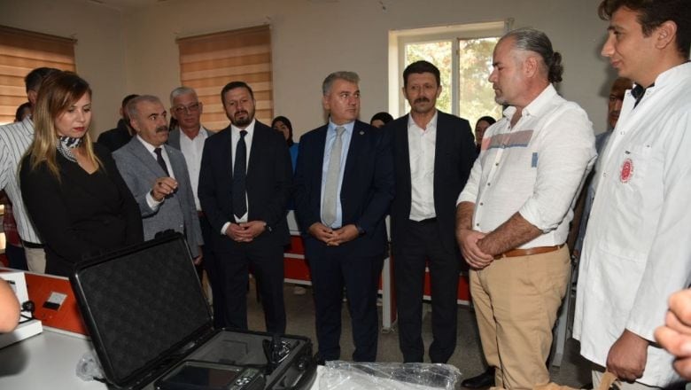 Müdür Demir Savaştepe’de Eğitim Projelerini İnceledi