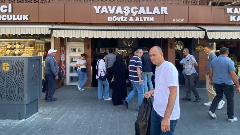 Balıkesir'de Döviz Bürosu Güne Yoğun Başladı! İşte Güncel Kurlar