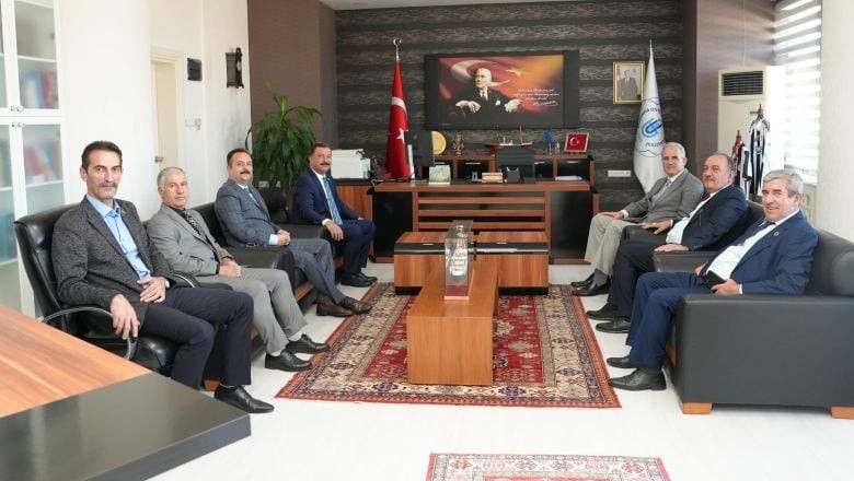 Bandırma’da Siyasi ve Akademik Buluşma