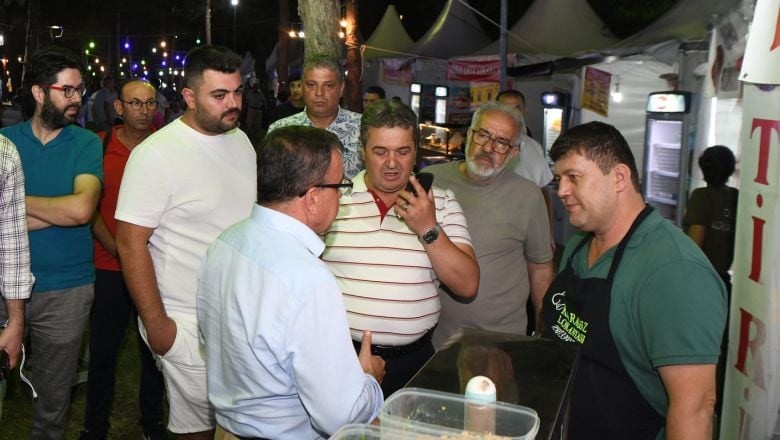 Altıeylül Yöresel Tatlara Ev Sahipliği Yapıyor