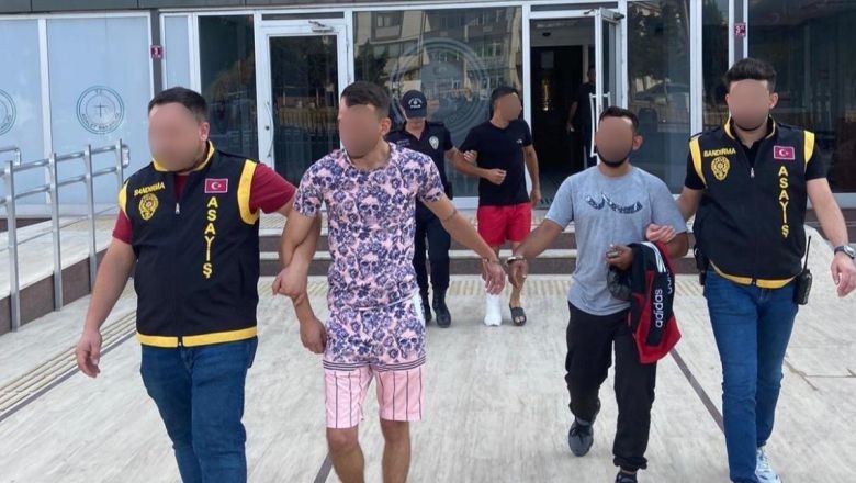 Eldivenli Hırsızlar Bandırma'da Kendi Tuzaklarına Düştü