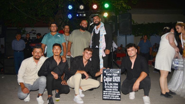 Damada Düğününde Mezar Taşı Hediye Ettiler