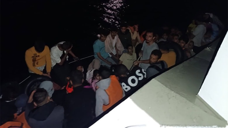 Ayvalık'ta 36 Düzensiz Göçmen Yakalandı Ayvalık'ta 36 Düzensiz Göçmen Yakalandı