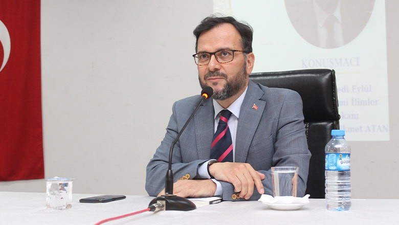 Manyas’ta Mevlid-i Nebi Haftası’na Özel Konferans Düzenlendi