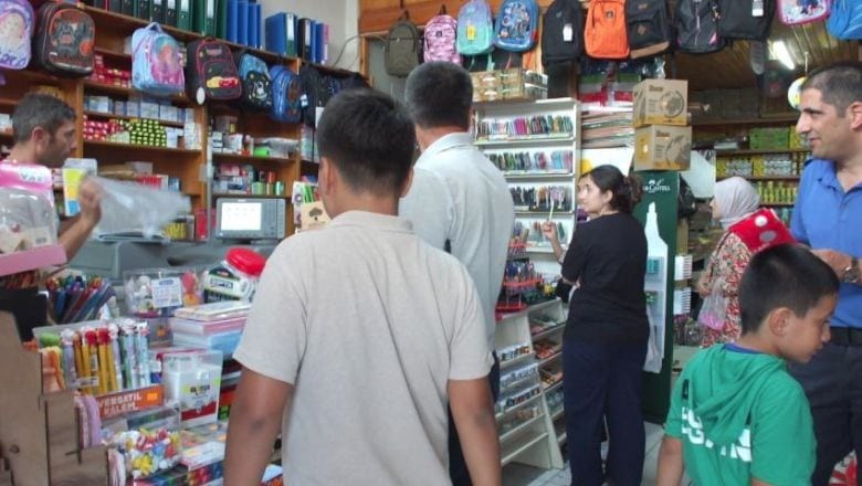 Balıkesir’de ‘Askıda Kırtasiye’ 170 Bin Liralık Yardım Sağladı