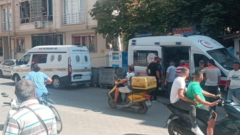 Edremit'te Genç Kadın Cami Bahçesinde Ölü Bulundu