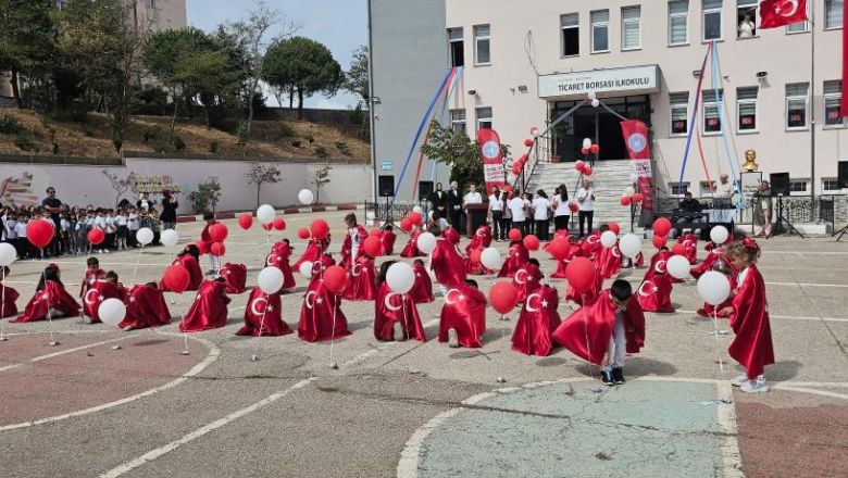 Yeni Eğitim Dönemi Balıkesir'de Kutlandı