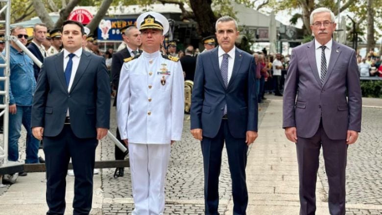 Erdek'in Kurtuluş Kutlamaları Renkli Görüntülere Sahne Oldu