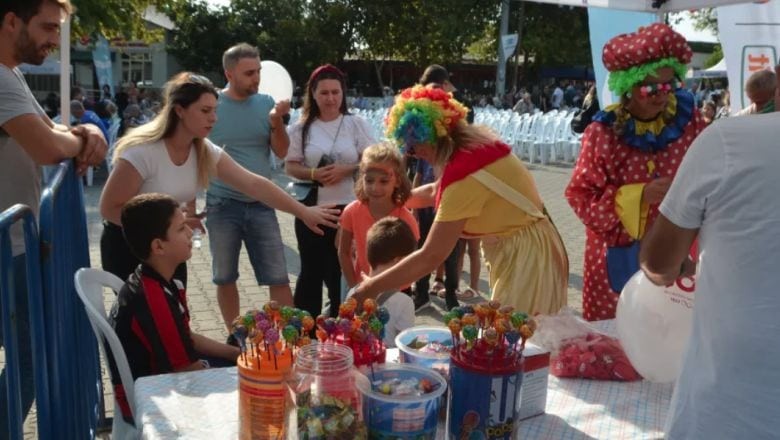 Bandırma Çomlu Kavun Festivalinde Eğlence Dorukta