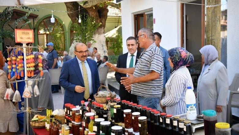 Vali Ustaoğlu Hayır Etkinliğinde