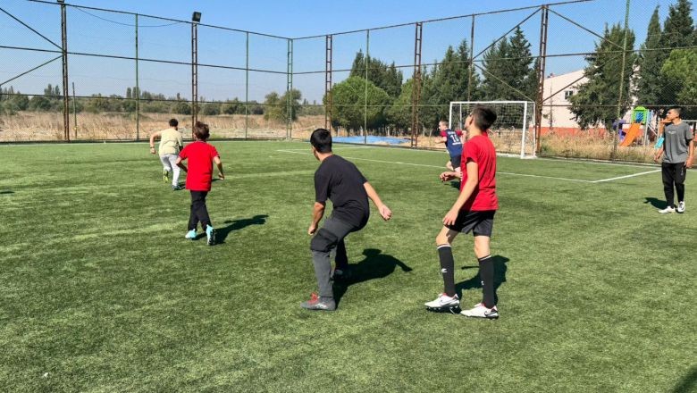 Kepsut'ta Gençler Bağımlılıkla Mücadele İçin Sahada