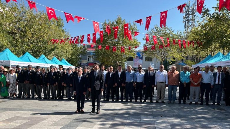 Manyas 102 Yıllık Bağımsızlık Gururunu Yaşadı
