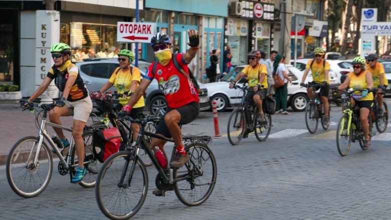 Burhaniye'de Pedal Çevirme Maratonu Başladı