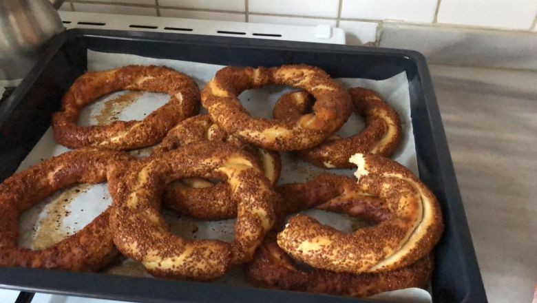 Balıkesir'in Çıtır Simit Lezzeti Evinize Geliyor!