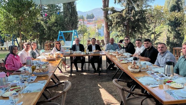 Romanya YEG Heyeti Sındırgı’da