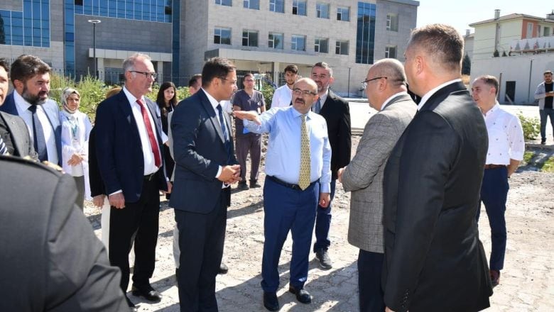 Vali Ustaoğlu Sağlık Yatırımlarını Yerinde Gördü!
