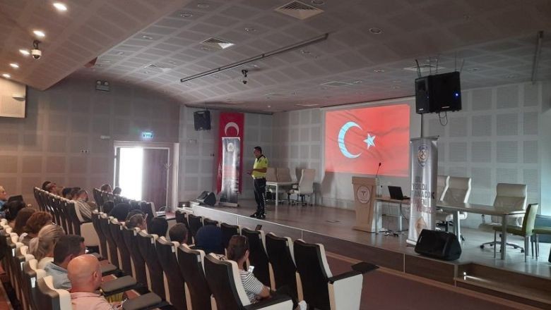 Balıkesir'de Sağlık Çalışanlarına Hayati Eğitim