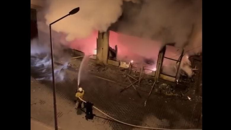 Burhaniye'de Mobilya İmalathanesi Küle Döndü!