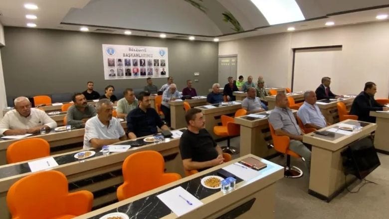 Havran Kaymakamı Çiftçileri O Konuda Uyardı!